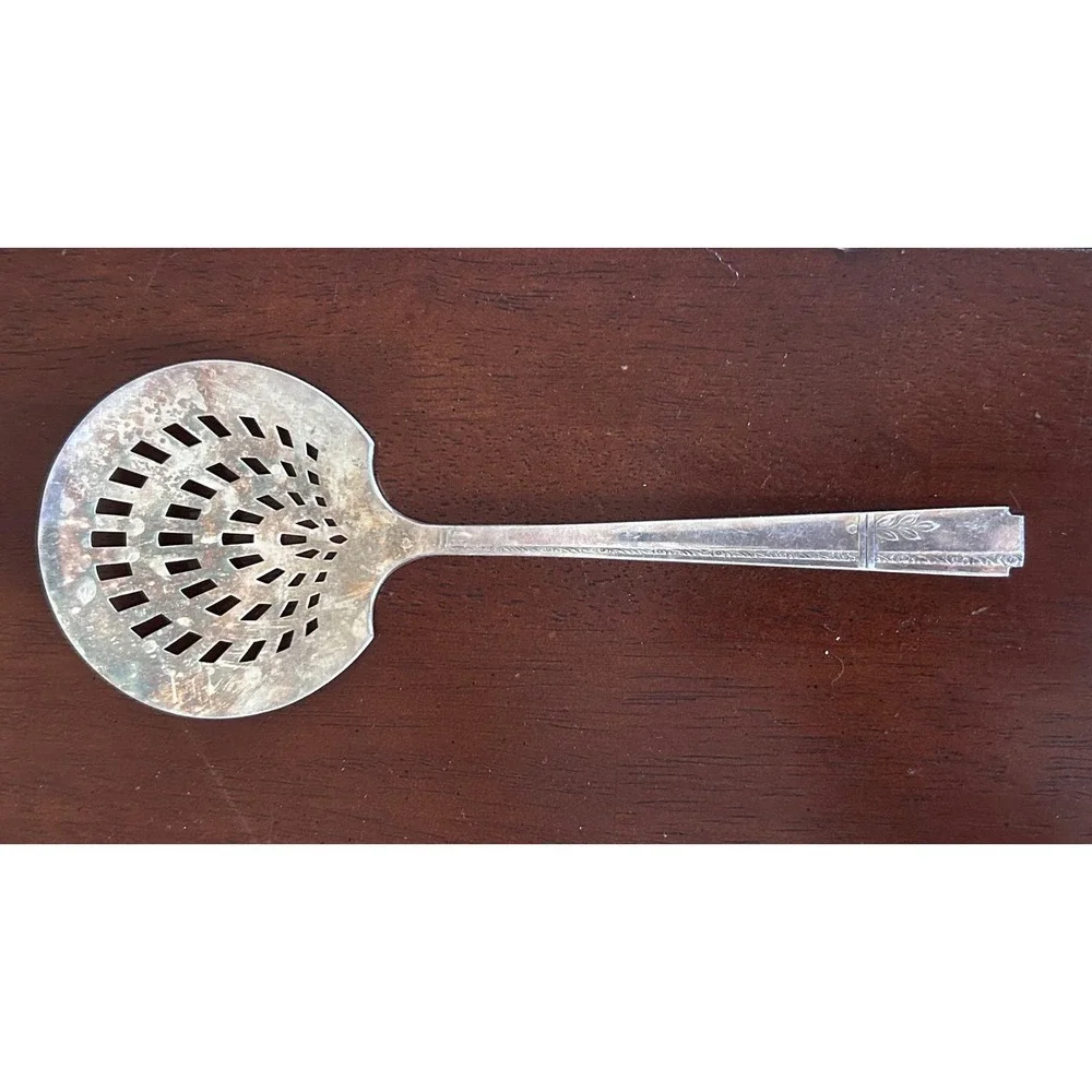 Oneida Art Deco Grenoble 1938 Silverplate Tomato Server Pierced Round‎ Spoon